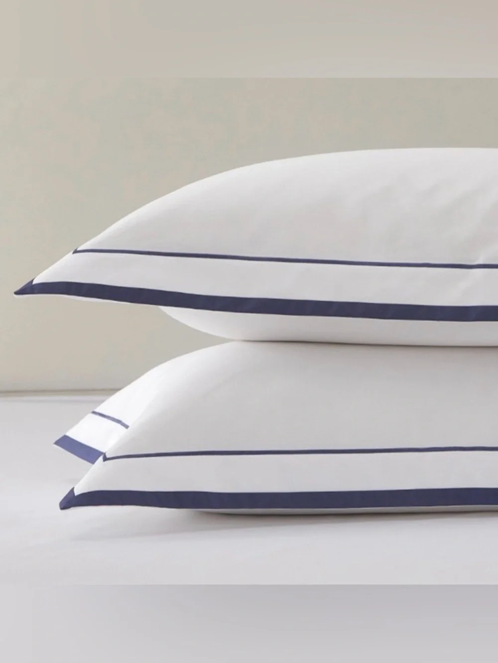 Pillow Shams 100% COTTON Sateen Weave 400 Thread Count (2-Pack) STANDARD 20x26”